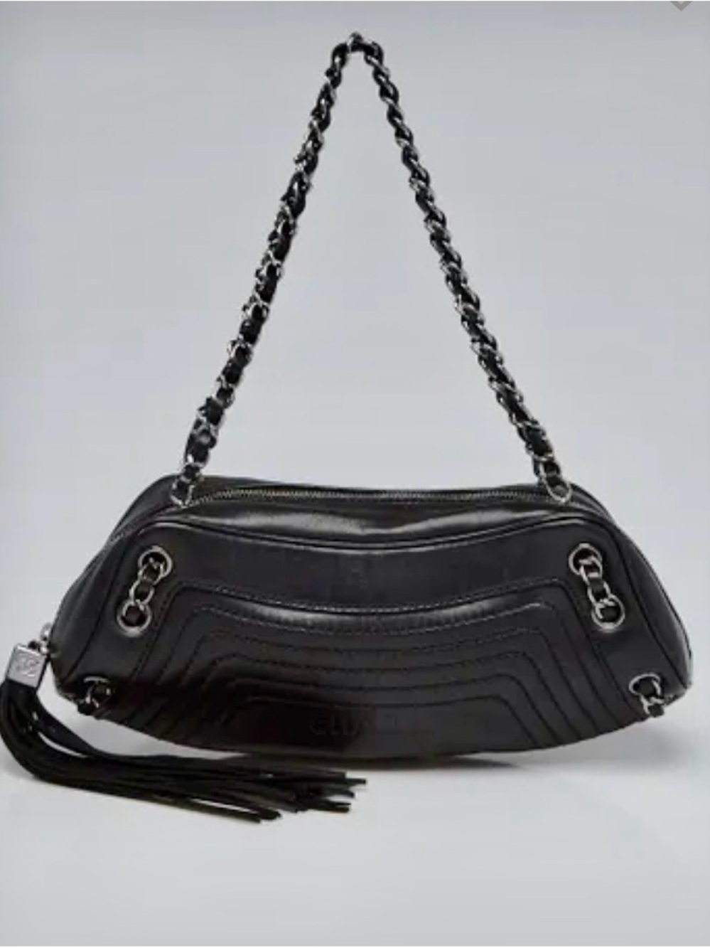CHANEL Pre-Loved 🖤 Black Leather Shoulder Bag with Embossed Logo VINTAGE ✨